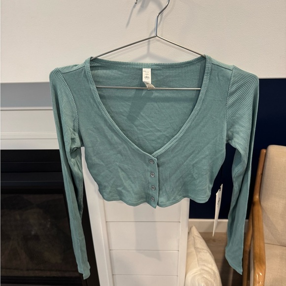 ALO YOGA BLACK RIBBED CROPPED WHISPER CARDIGAN NWT XS Soft Seagrass - Picture 4 of 6